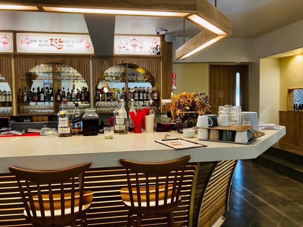 レストランリリー