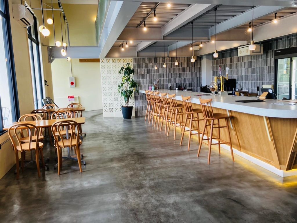 レストランリリー